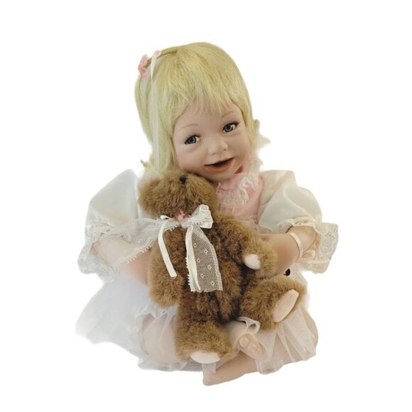 Vintage Ashton-Drake "I Wish You Love" Handcrafted Porcelain Doll 1994 - Picture 1 of 12
